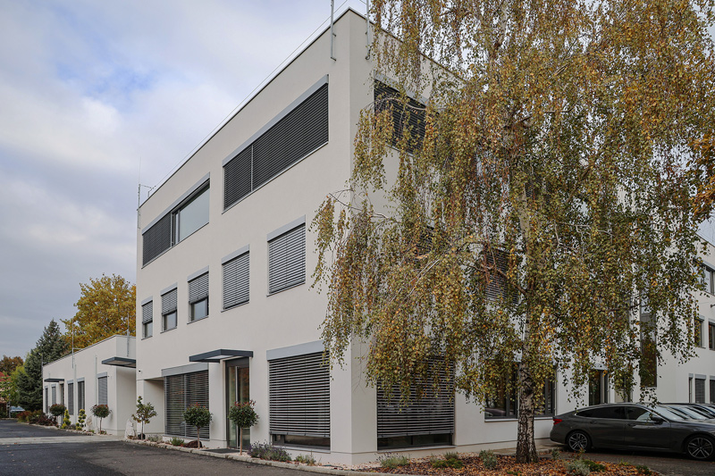 Luminis Irodaház felújítás